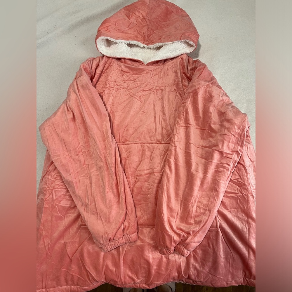 WINTHOME WEARABLE BLANKET HOODIE